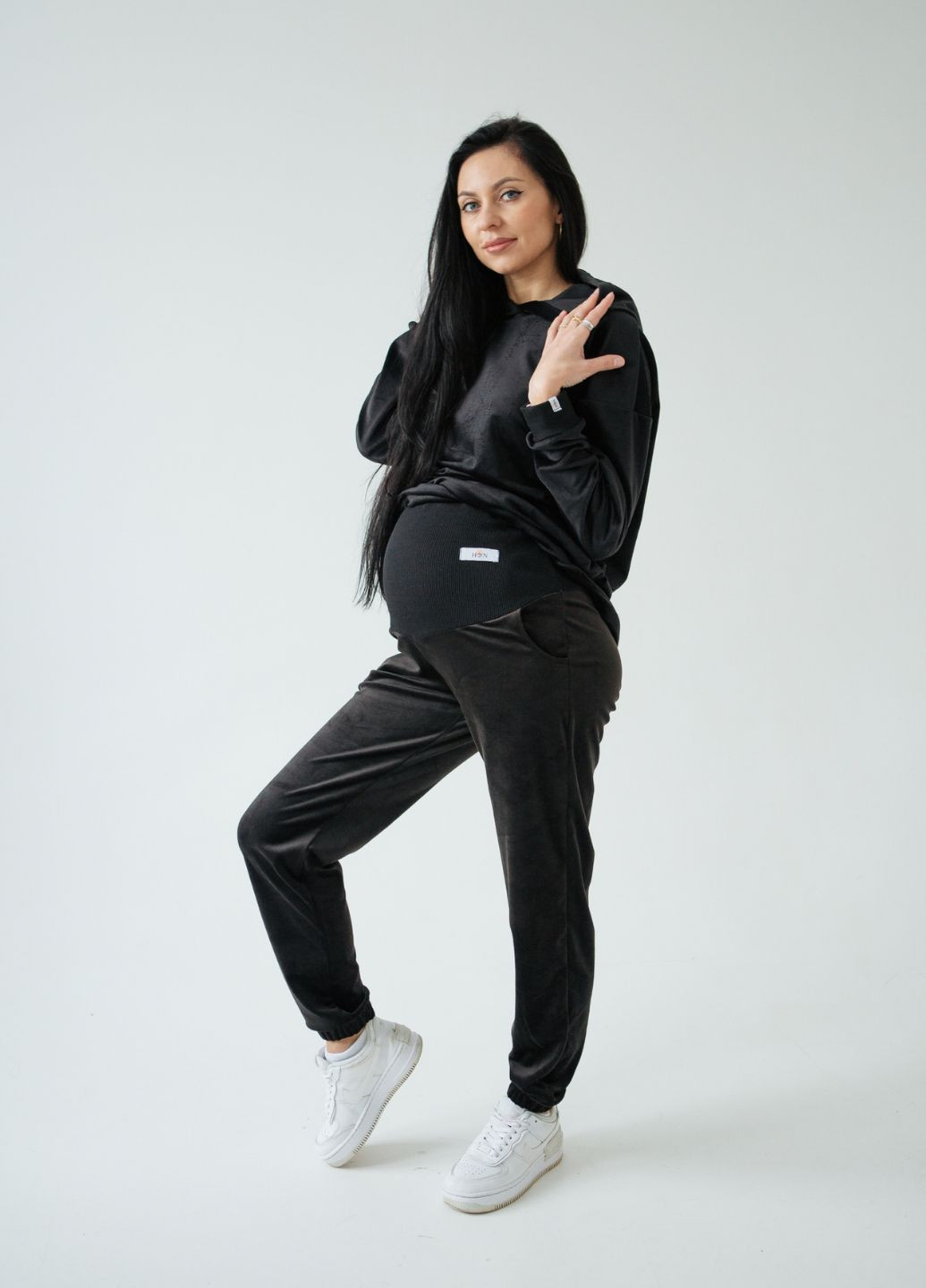 Велюровый спортивный костюм для беременных и кормящих мам с секретом для кормления HN (282597758)