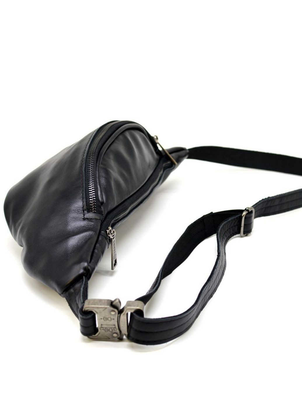 Шкіряна бананка 36х14х8 см TARWA (315872497)