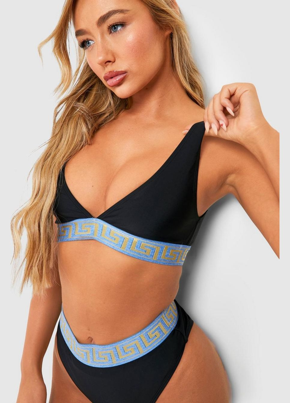 Черный летний купальник (лиф и трусики) раздельный Boohoo