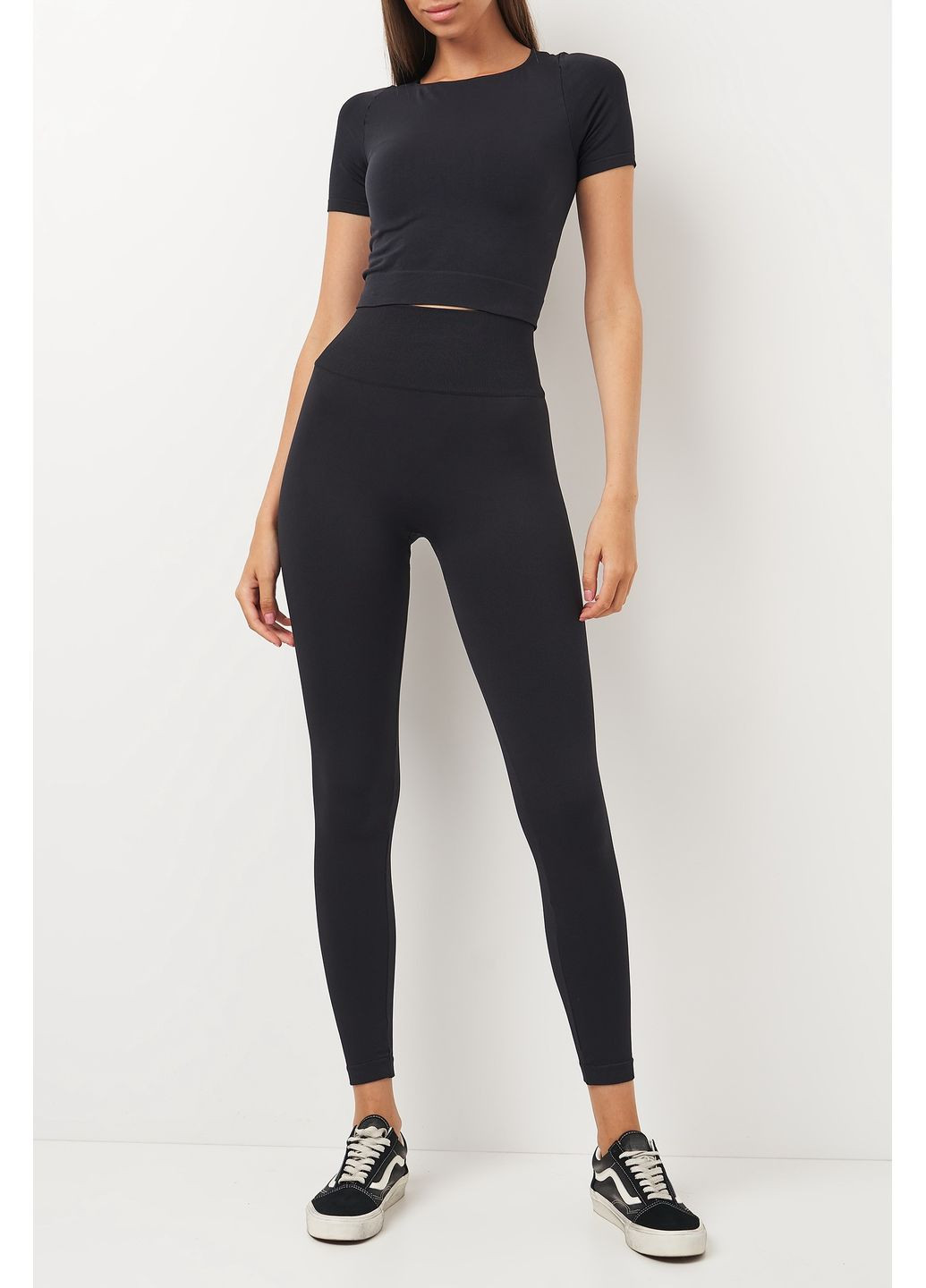 Черные демисезонные леггинсы бесшовные с двойным push up эффектом leggings sport shape Giulia