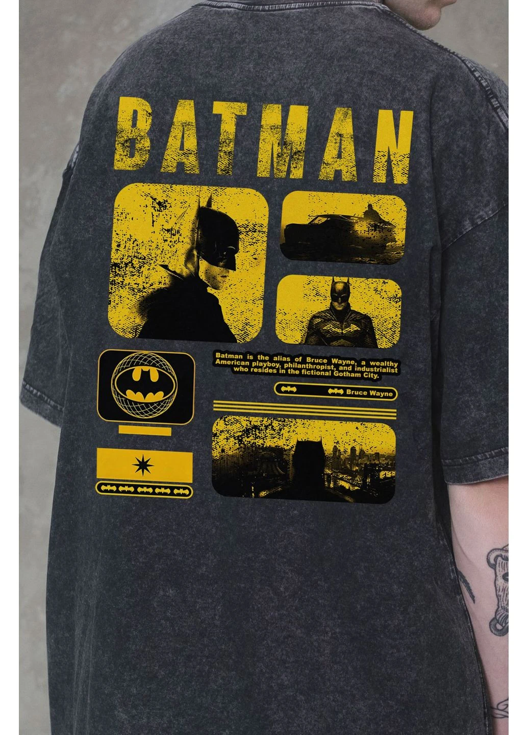 Чорна виварена оверсайз футболка washed з принтом batman з коротким рукавом Without