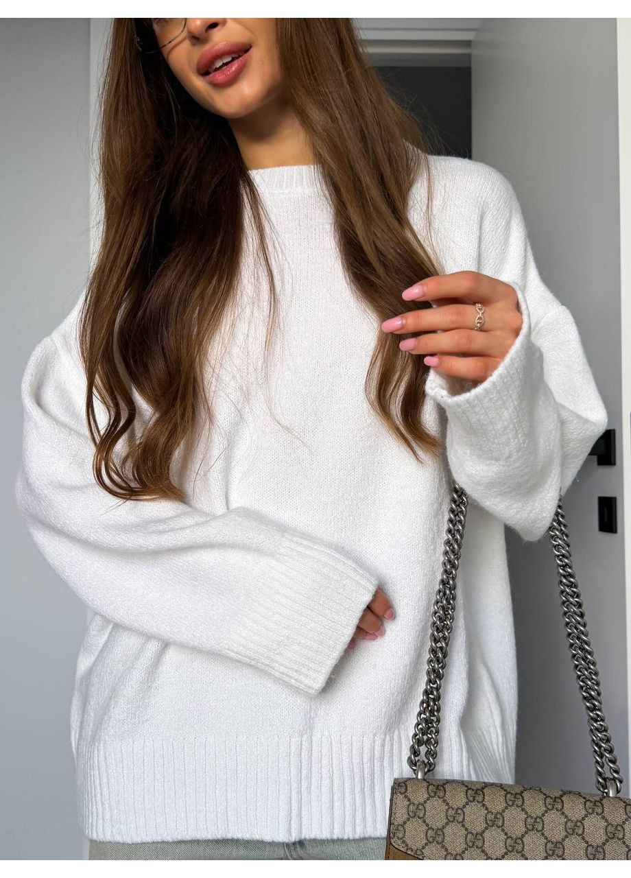 Молочний демісезонний жіночий светр No Brand