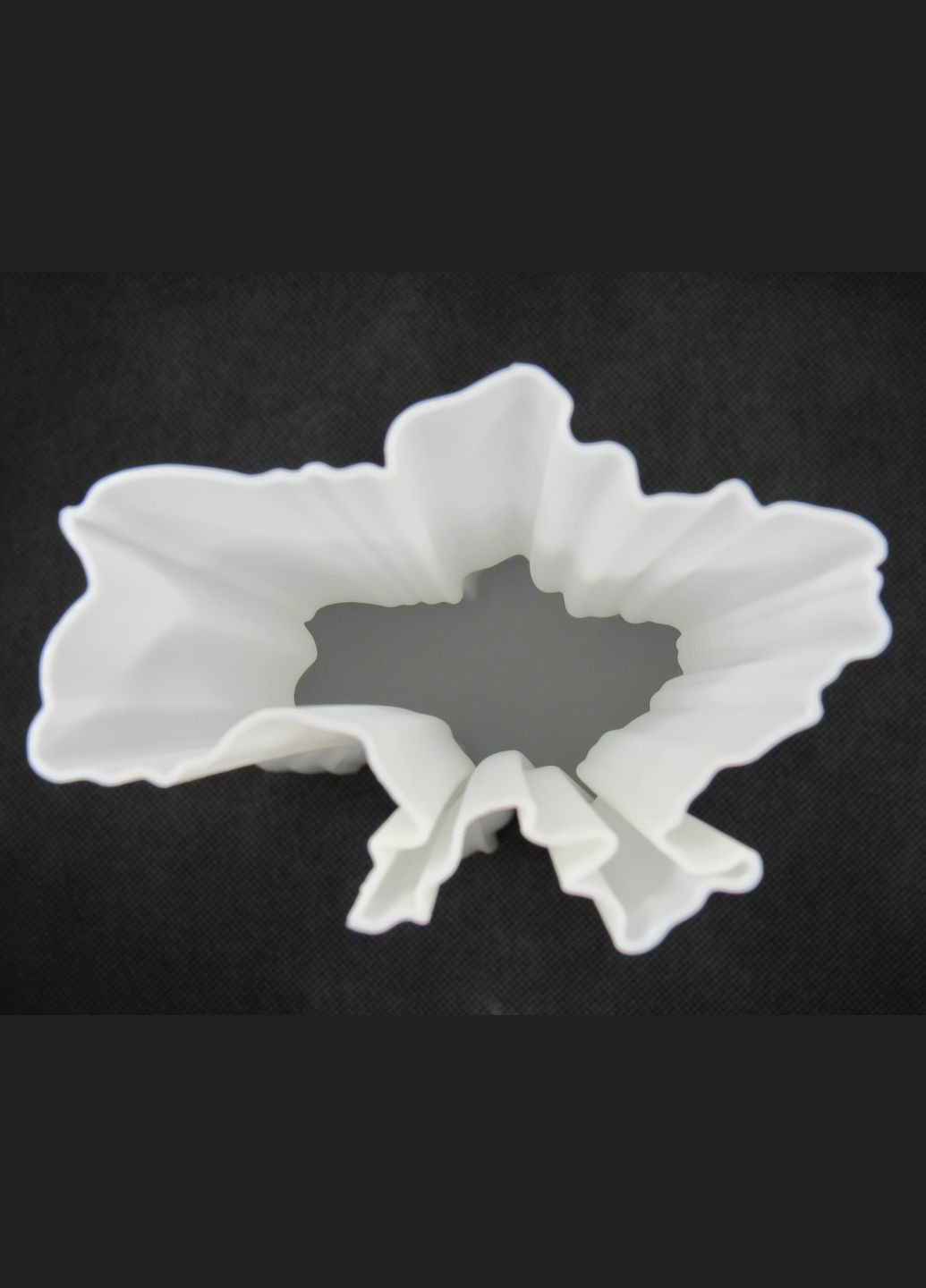 Ваза Україна біла середня No Brand (322233964)