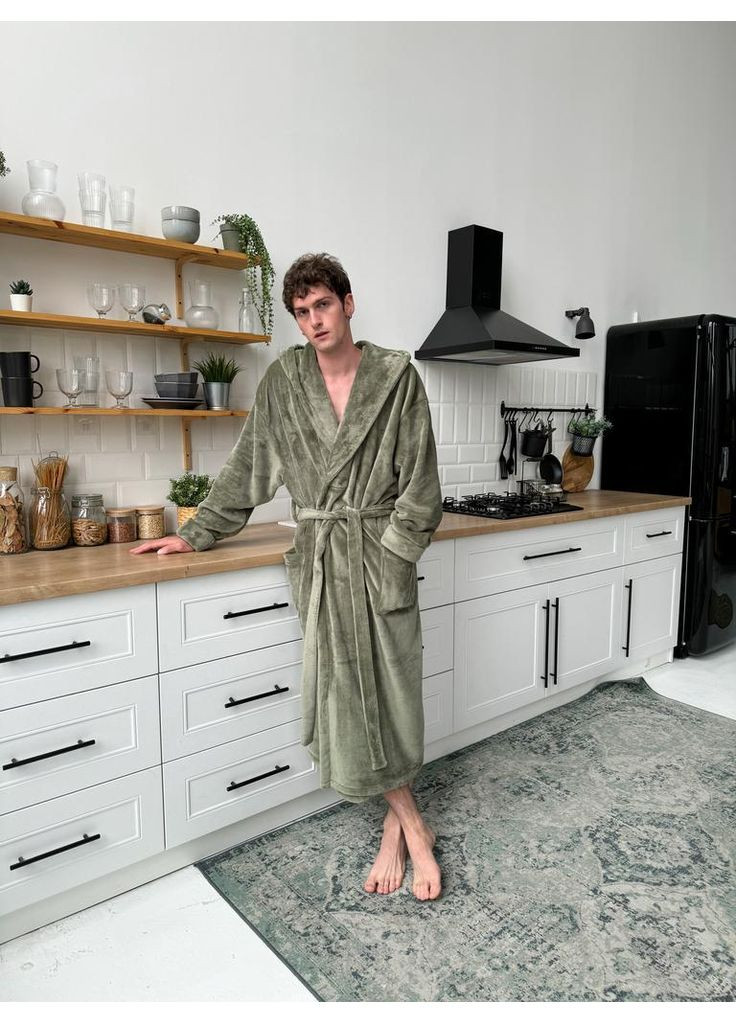 Мужской халат плюш с капюшоном, оливка - Oversize Lavender Dreams (368670433)