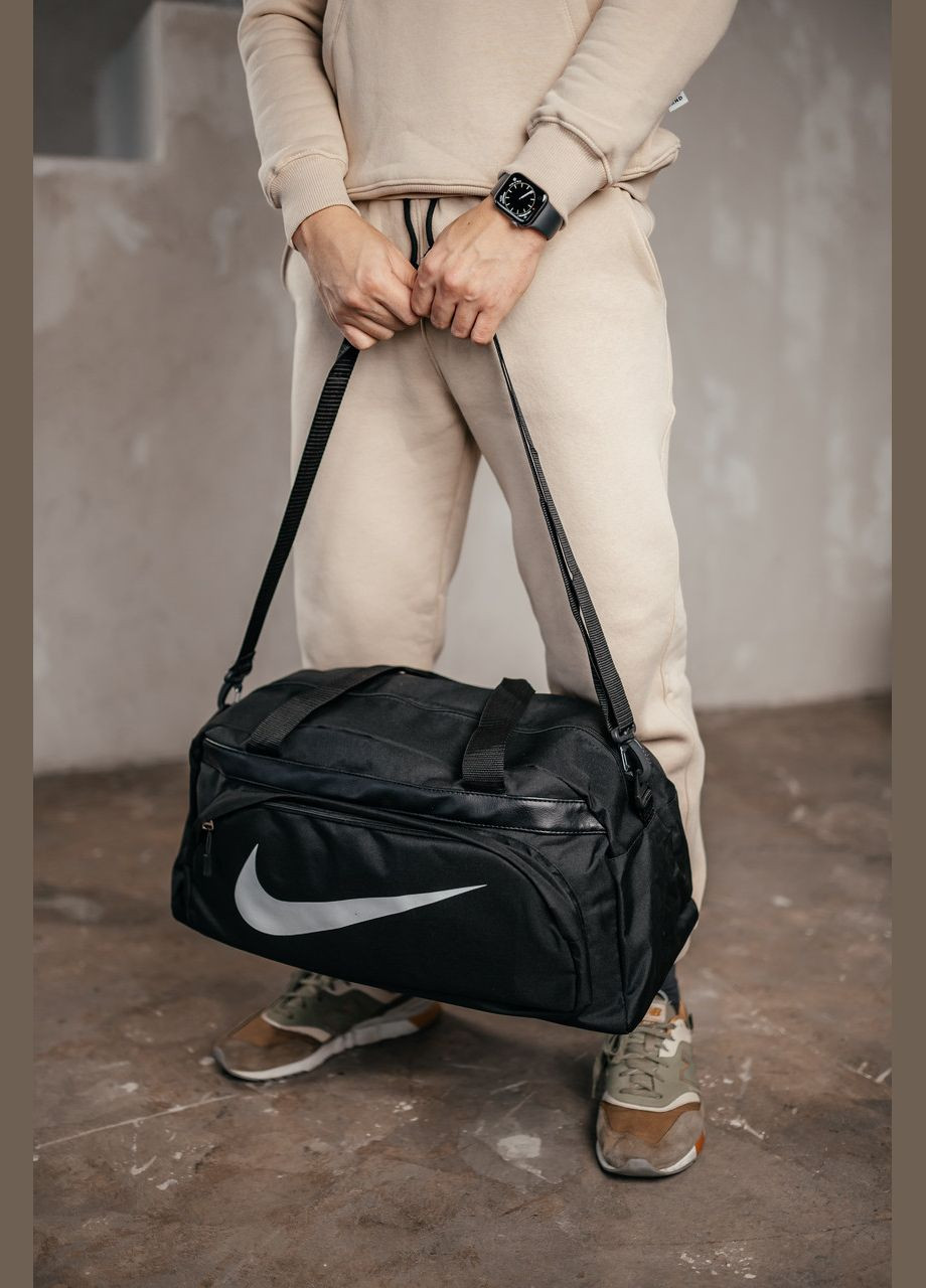 Дорожня сумка Смуга Білий Найк чоловіча для подорожей чорна 50*26*20 см, спортивна сумка чоловіча No Brand (354722034)