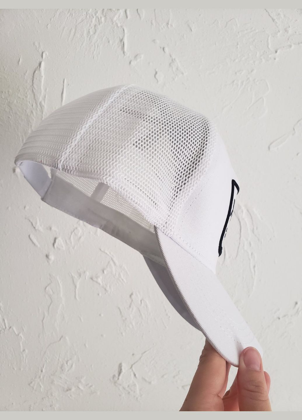 Кепка літня сітчаста з вишивкою No Brand (298194961)