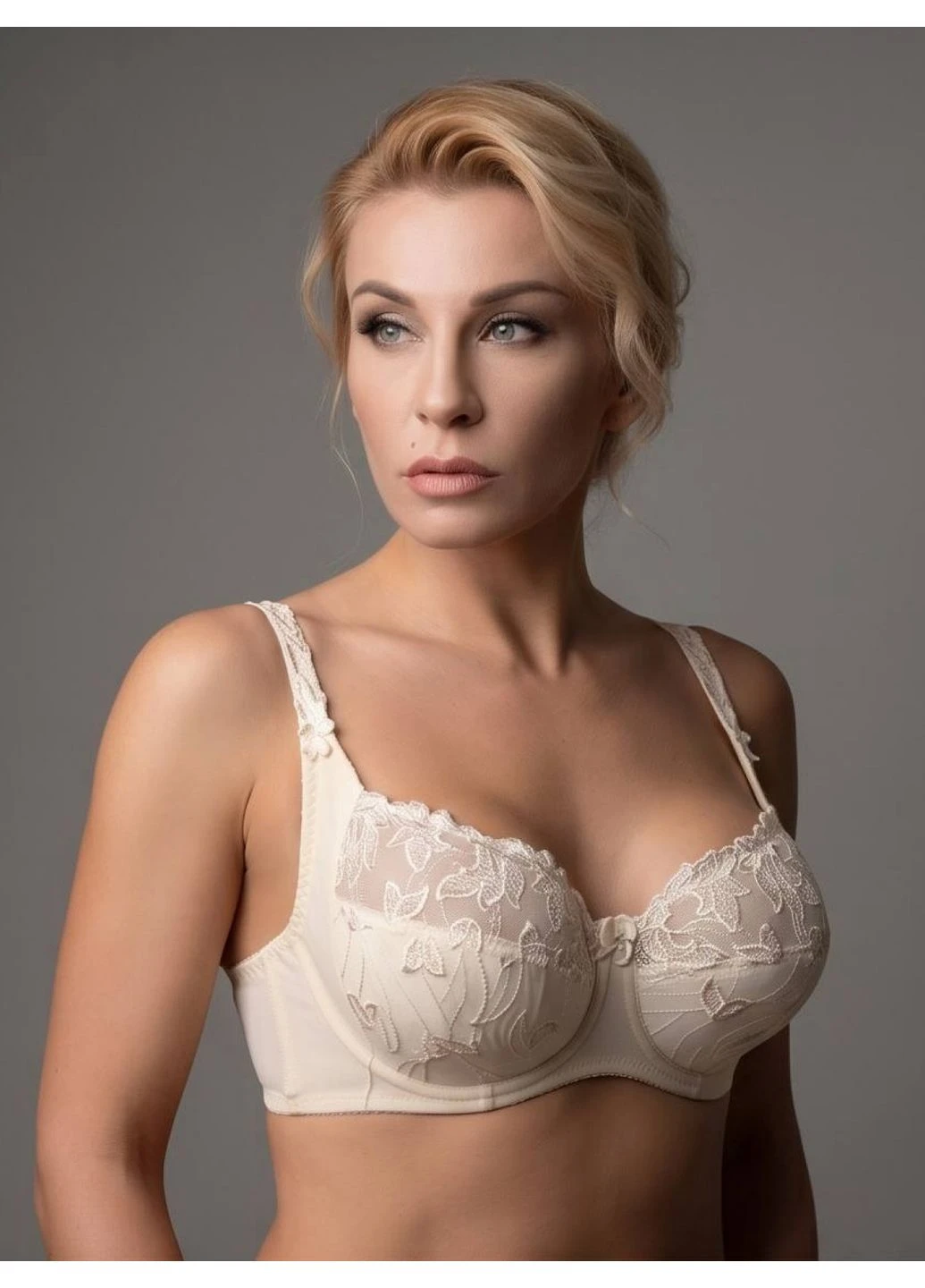 Бежевий бюстгальтер 5046е бежевий 80e Diorella