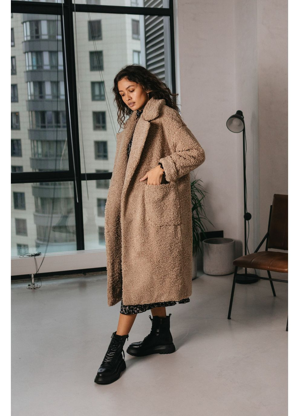 Кофейное зимнее Пальто-шуба 2026.5296 Seventeen