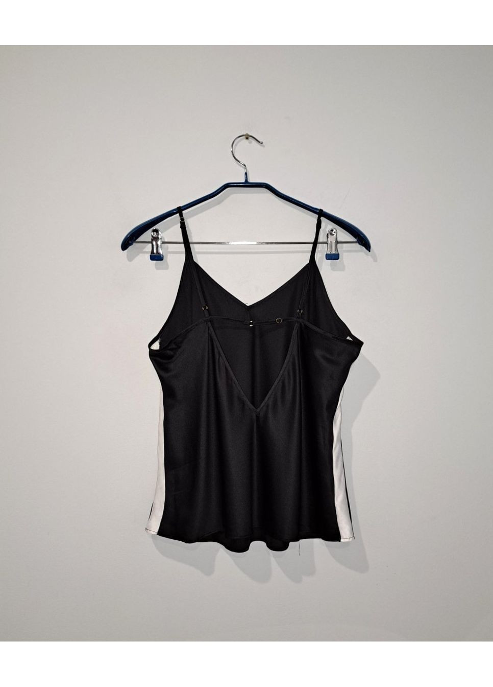 Черно-белая всесезон комплект халат, брюки и топ Valege