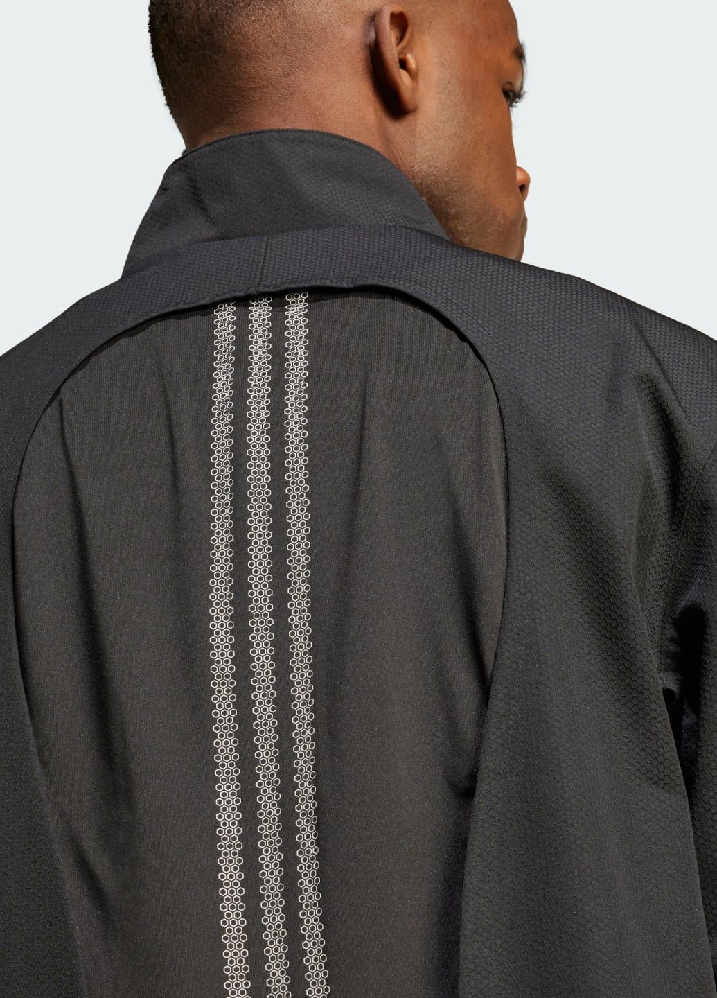 Чорна демісезонна вітровка fashion archive cutout adidas