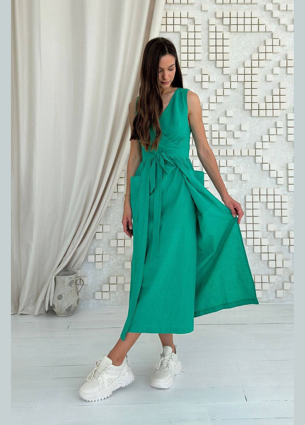 Зеленое повседневный платье Nenka однотонное