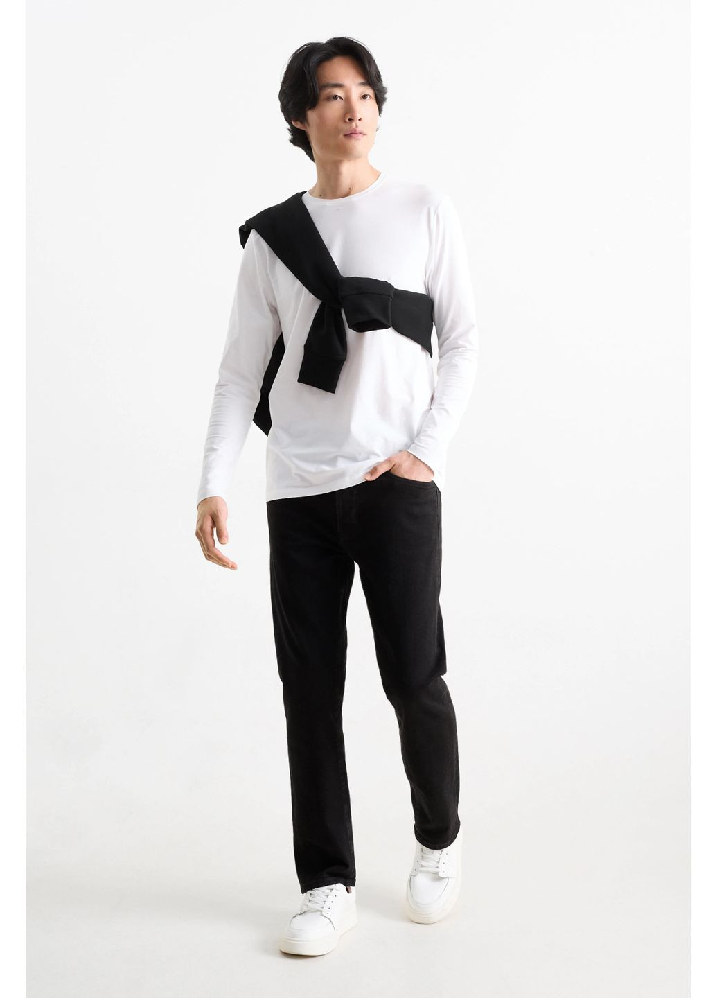 Черные демисезонные джинсы regular C&A