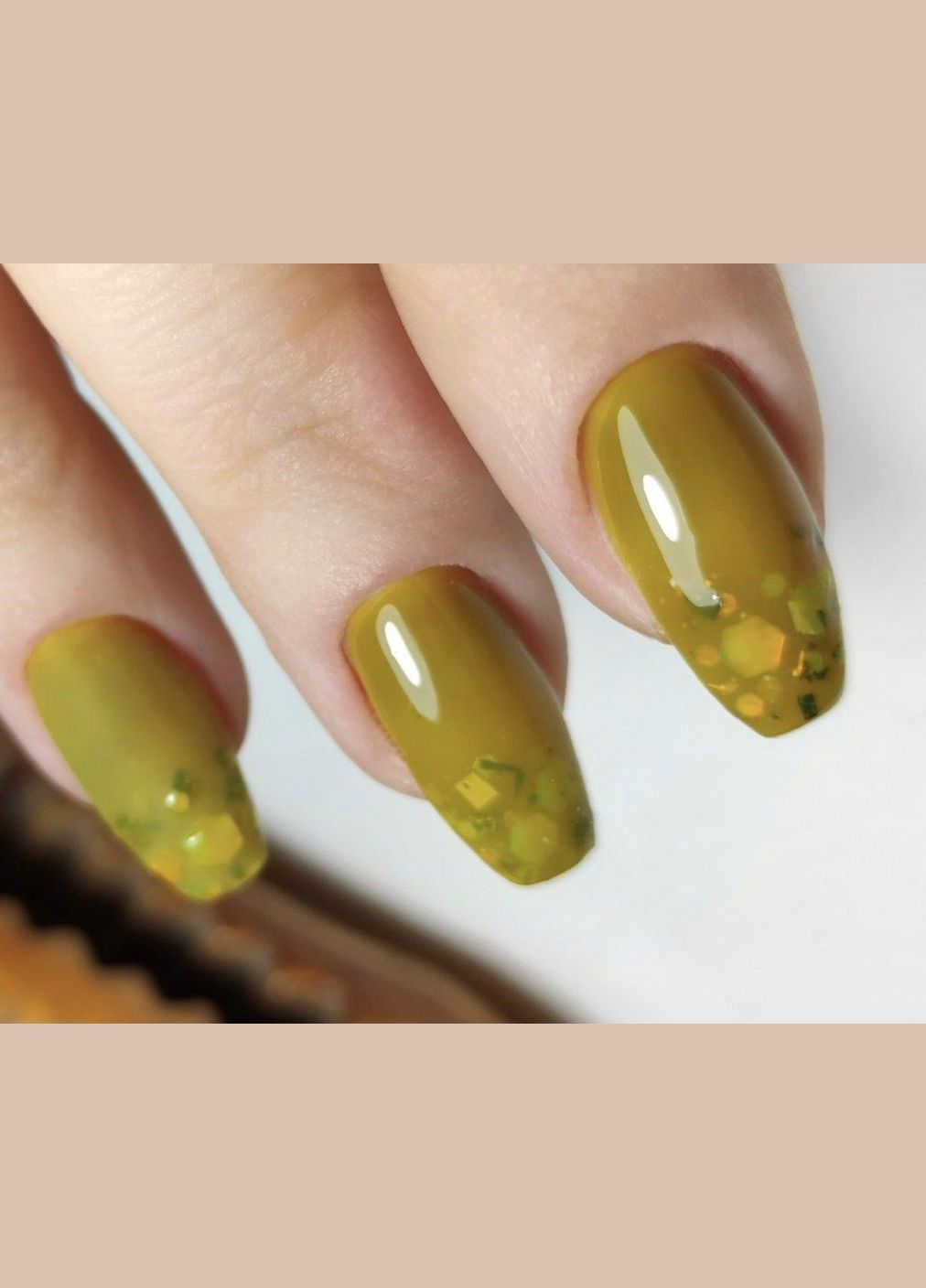 Гель-лак 37 гірчичний 8 мл Magic Girl (303635197)