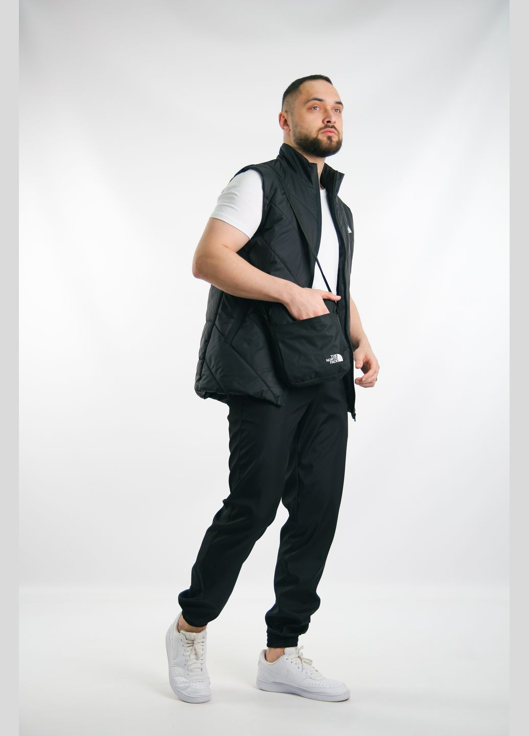 Чорний демісезонний комплект чоловічий "clip": жилетка чорна + футболка біла + штани "president" чорні. барсетка у подарунок! No Brand