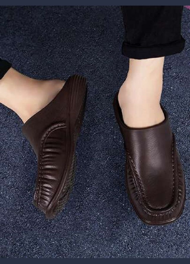 Коричневые шлепанцы SHEIN