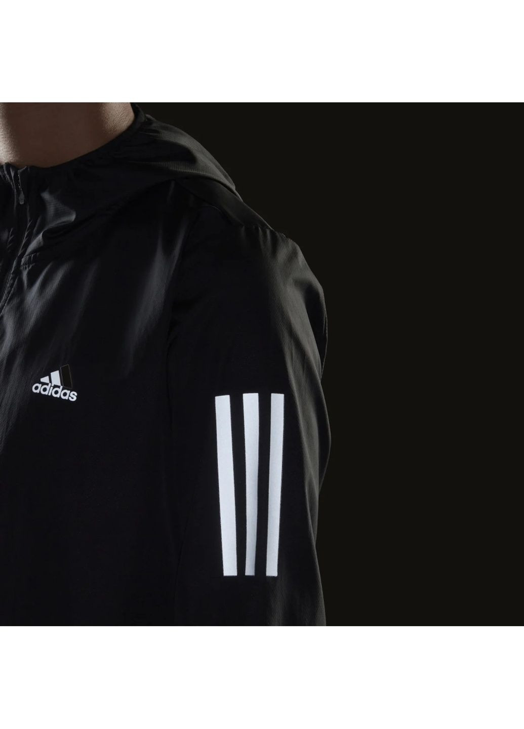 Чорна вітровка жіноча own the run hooded running windbreaker black h59271 adidas