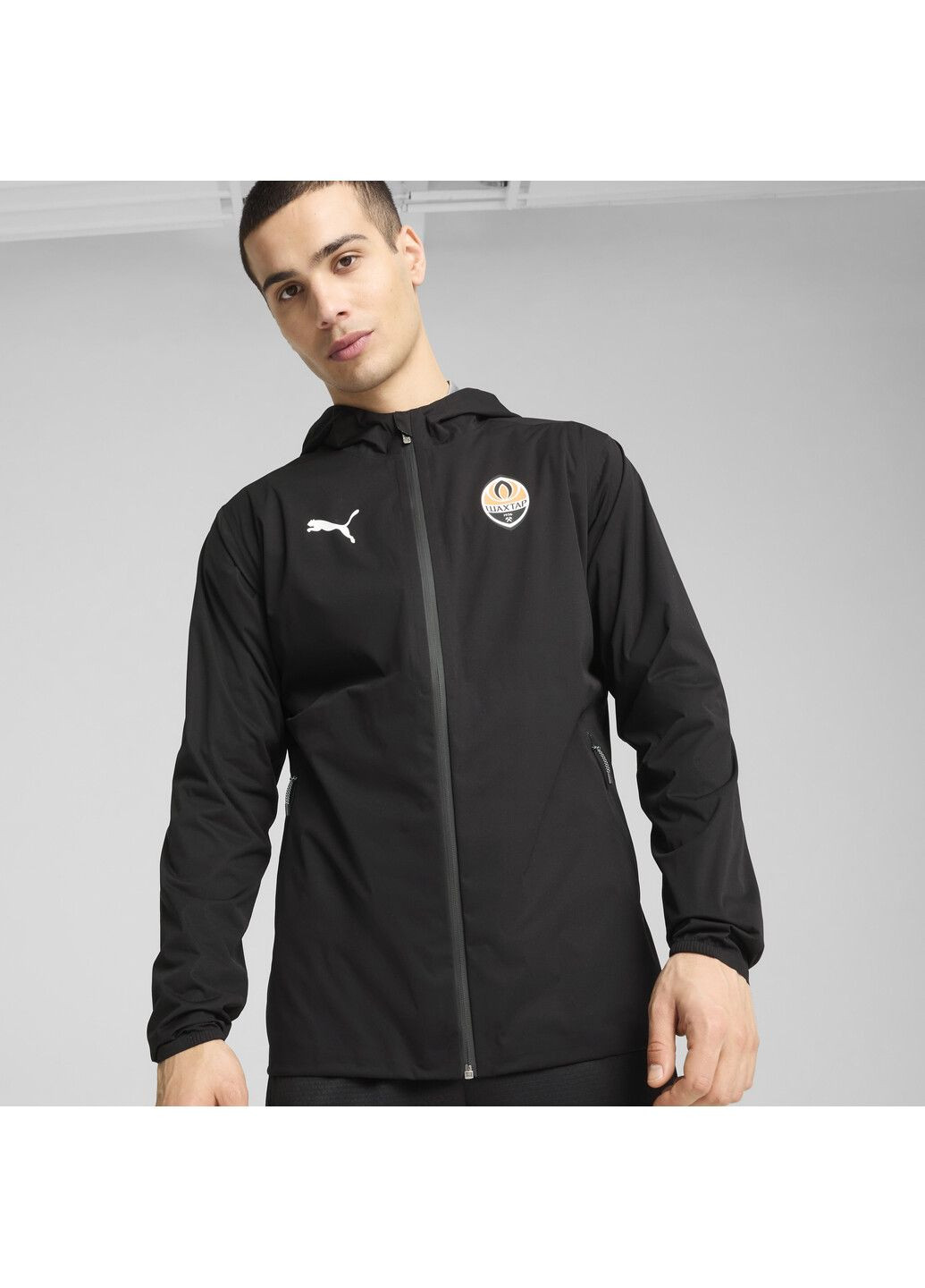Черная демисезонная куртка fc shakhtar donetsk training rain jacket men Puma