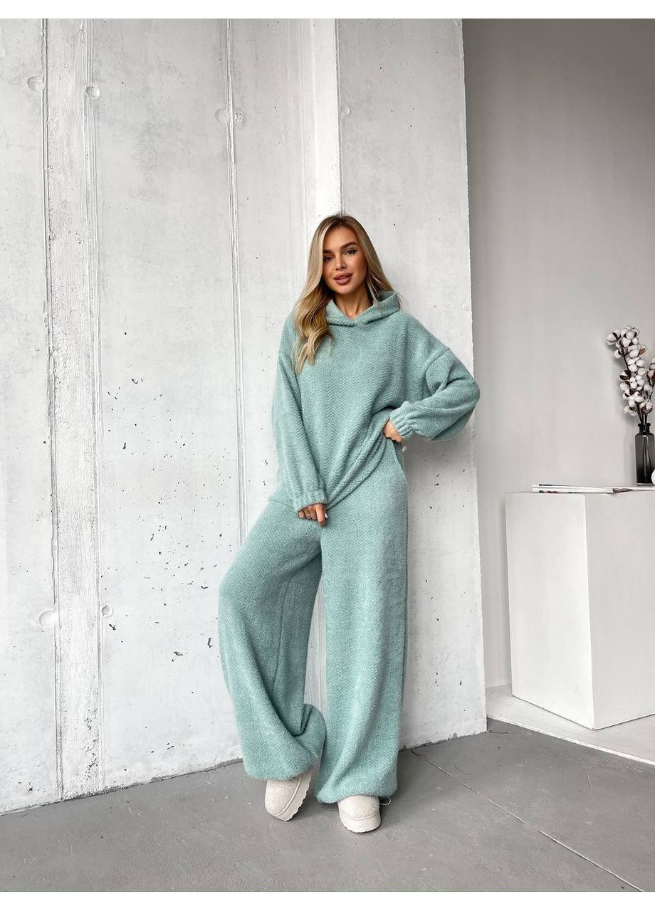 Базовый женский костюм из альпаки мятного цвета 35968 No Brand (369573674)