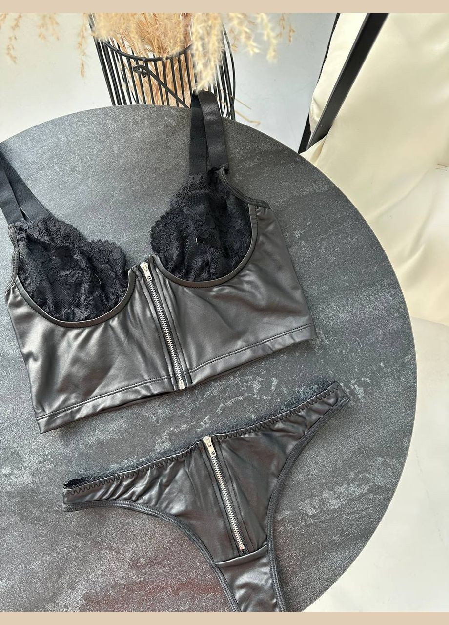 Черный комплект нижнего белья Domino