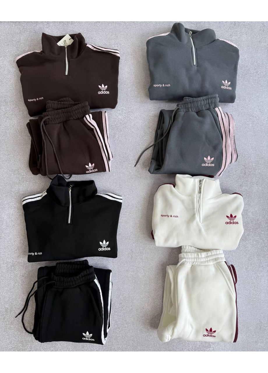 Стильный спортивный костюм с современным дизайном No Brand (366431356)