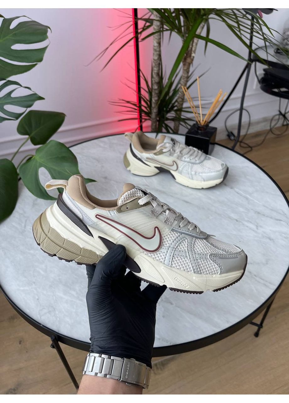 Бежеві Осінні кросівки чоловічі і жіночі nike runtekk orewood brown light bone | найк рунтекк оревуд бежеві No Brand