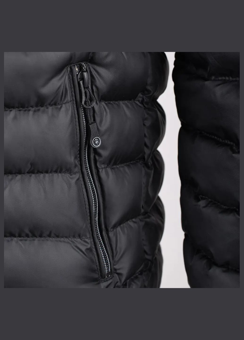 Чорна демісезонна куртка bjarne black Thor Steinar