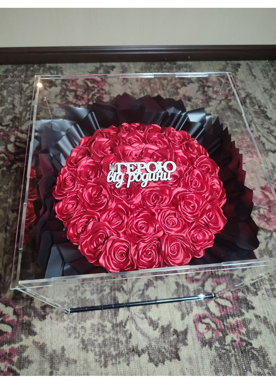 Букет з атласних стрічок в акриловому кубі No Brand (368672376)