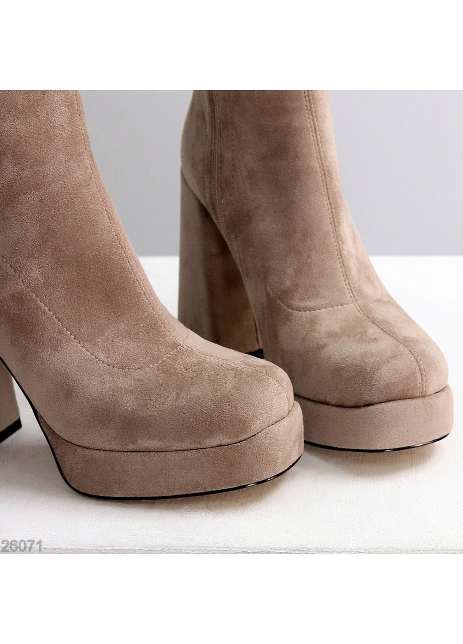 Салатові демісезонна ботильйони maloni Helen