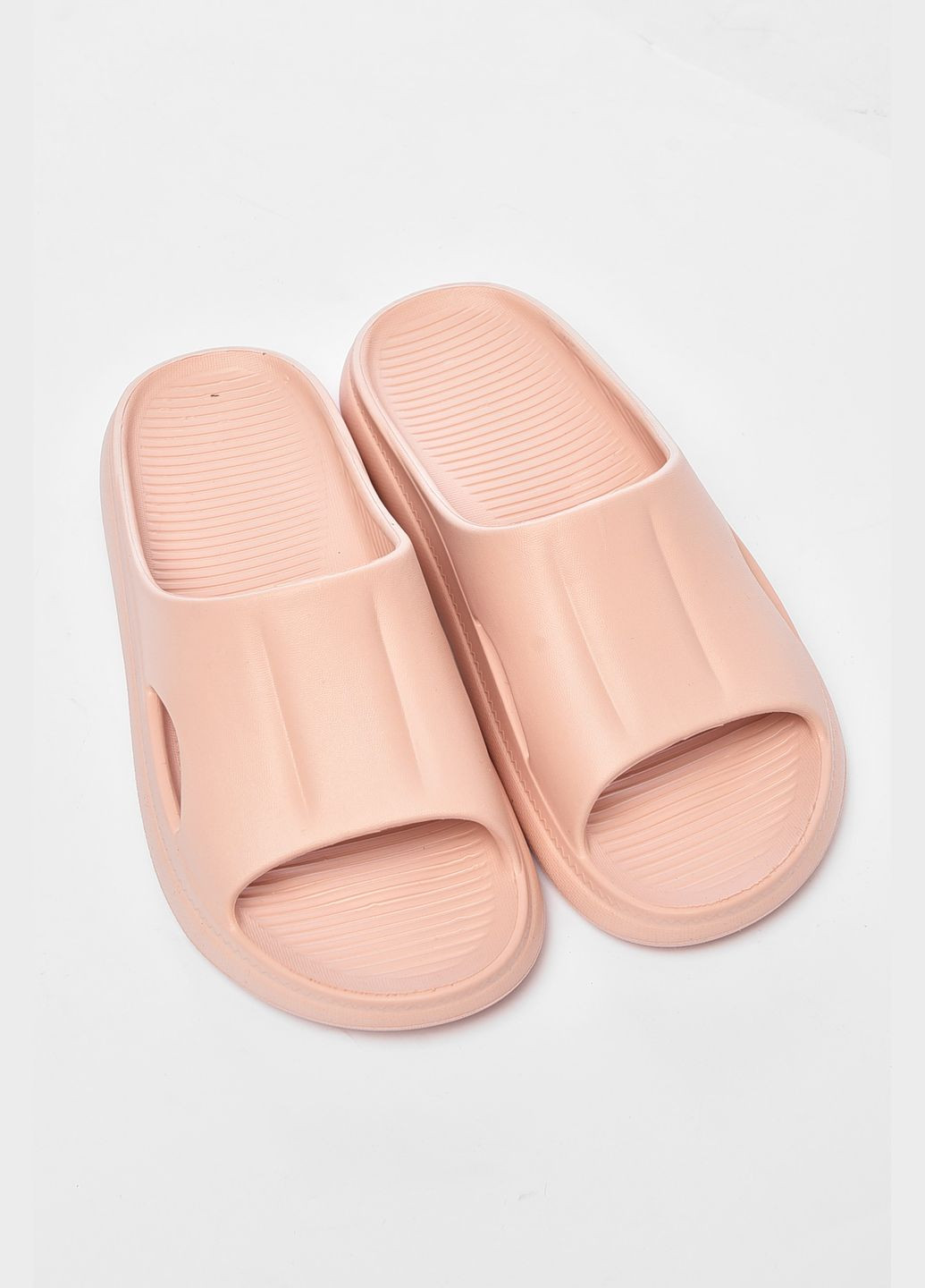 Пудровые шлепанцы пена женские пудрового цвета Let's Shop