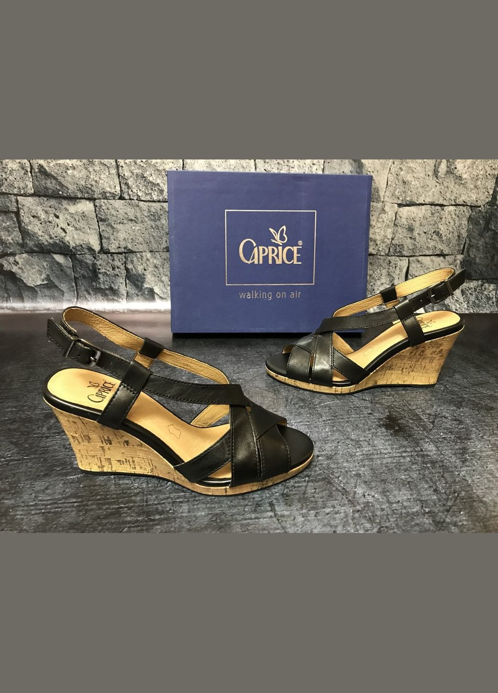 Жіночі натуральні босоніжки на танкетці,, Німеччина Caprice (308859550)