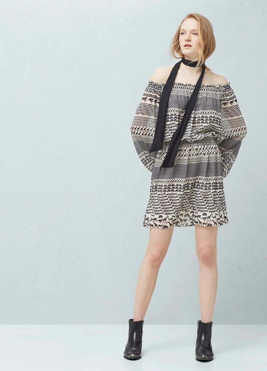 Бежева кежуал сукня Mango