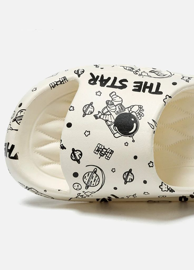 Повседневные летние шлепанцы the star из пенки для дома пляжа бассейна и душа белые (размер 39-40) No Brand