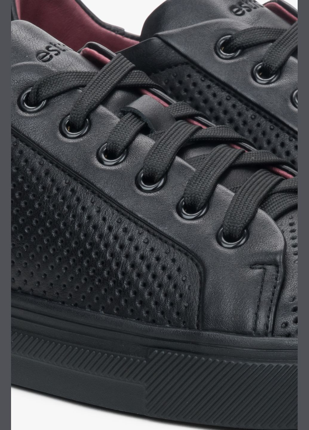 Черные кеды низкие, цвет черный Estro