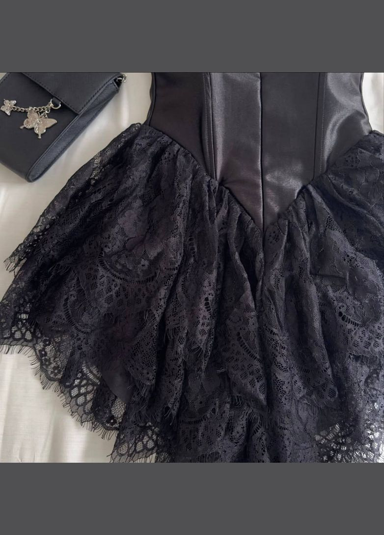 Чорна стильний міні-ромпер з мереживом і шортами No Brand