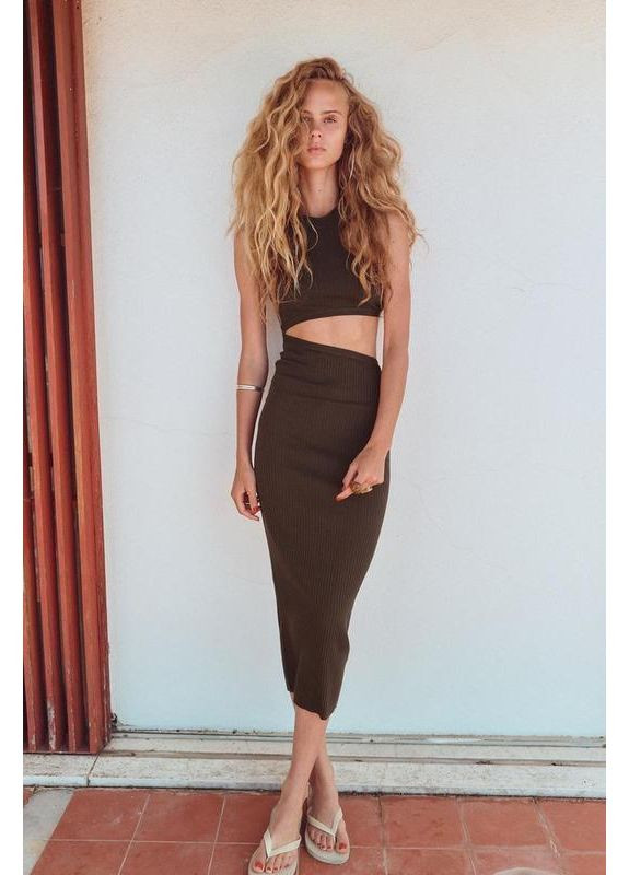 Коричнева сукня міді в рубчик із вирізами на поясі Zara