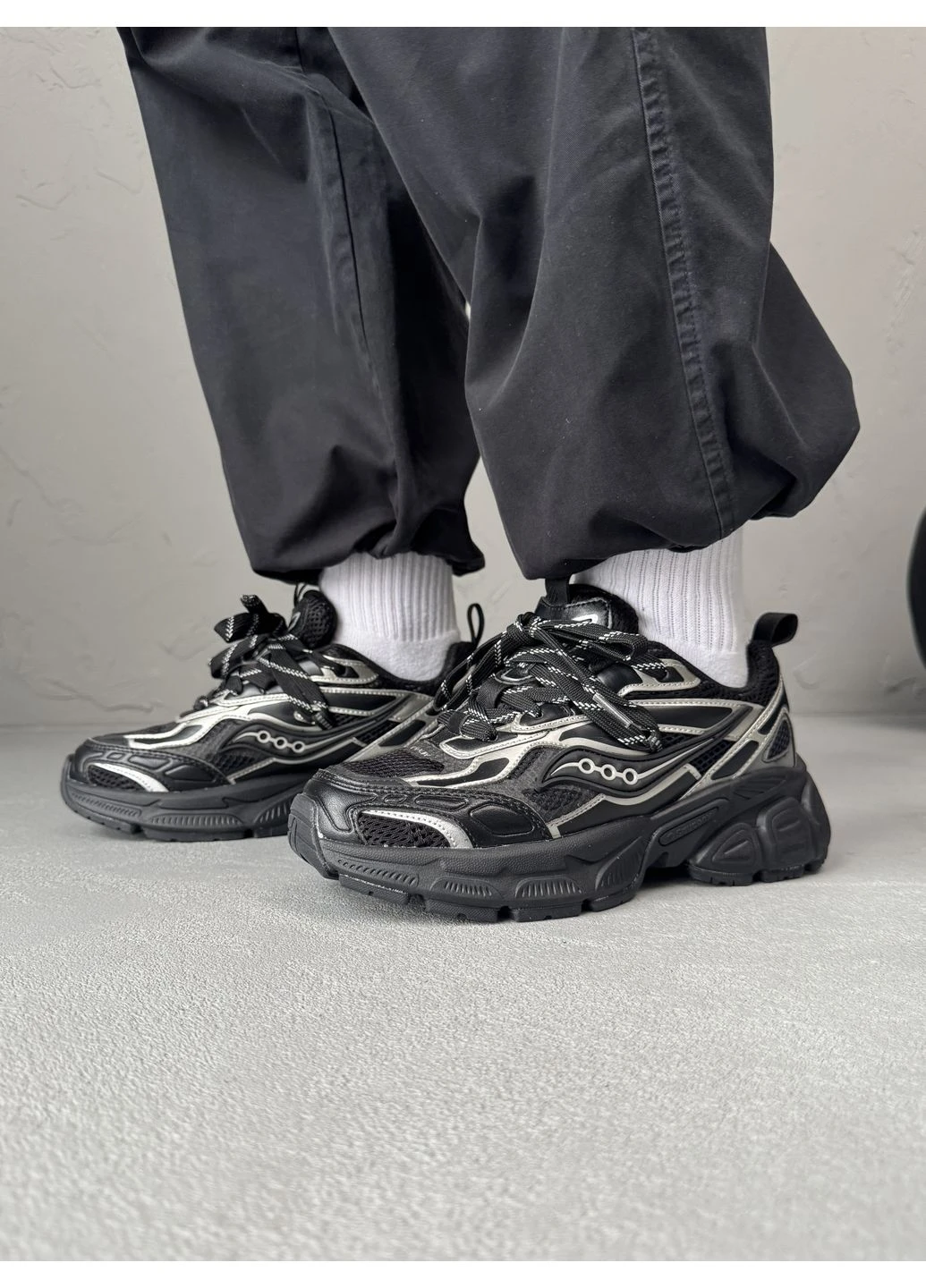 КРОССОВКИ ЖЕНСКИЕ SAUCONY 2K CAVALRY BLACK САУКОНИ ЧЕРНЫЕ No Brand чёрные демисезоны (390651809)