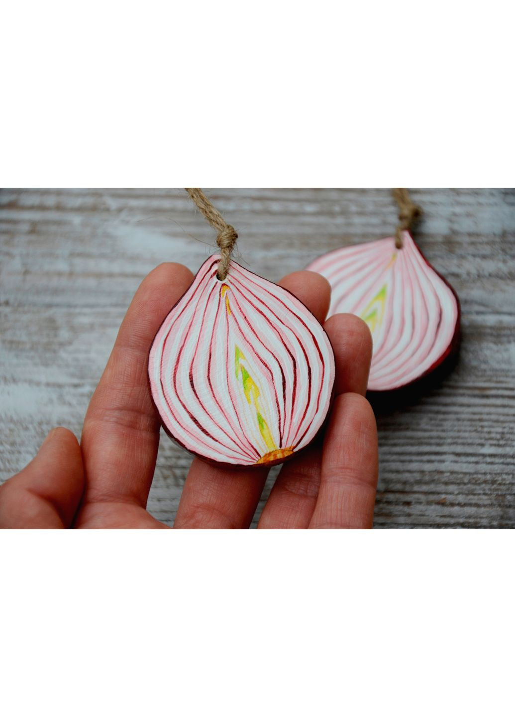 Набір Дерев'яних підвісок - сувенір "Цибуля і сало" Lucy Kozyra (367080324)