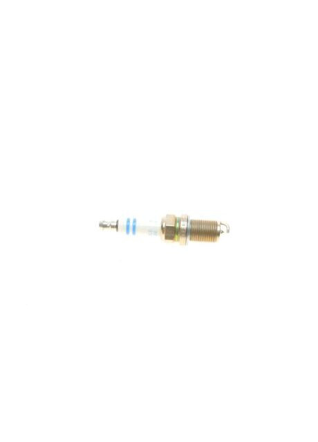Свеча зажигания FR8DII33X IRIDIUM HYUNDAI I30 1.4-2.0 07-12, CERATO 1.6-2.0 04- (пр-во) 0242230534 Bosch (366141288)