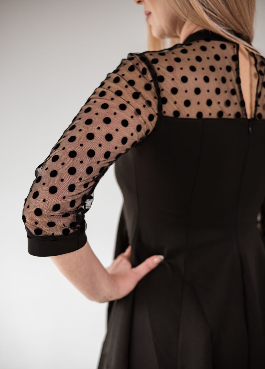 Черное праздничный, коктейльное, деловое, повседневный, откровенный, вечернее женское стильное платье креп дайвин и фатин сетка черное LeMien в горошек