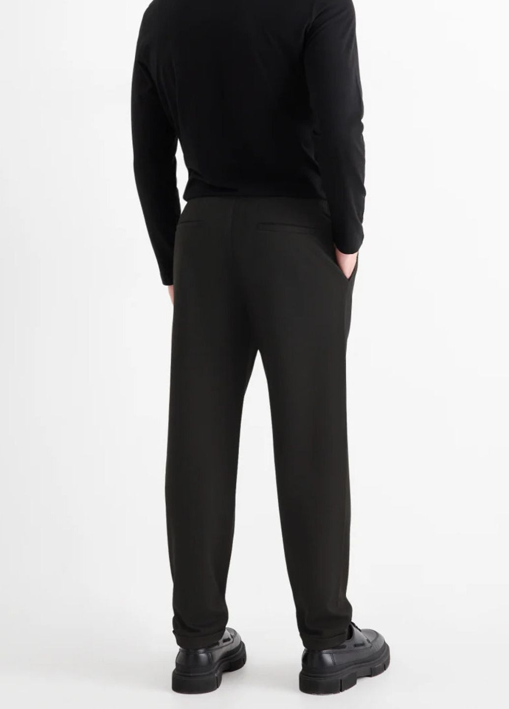 Черные спортивные демисезонные брюки C&A