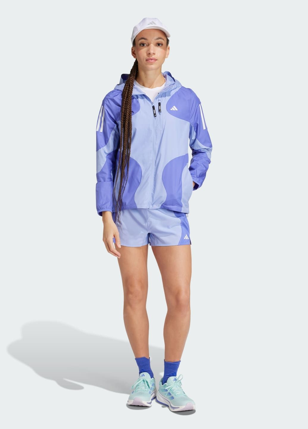 Синя демісезонна куртка own the run base wind.rdy adidas