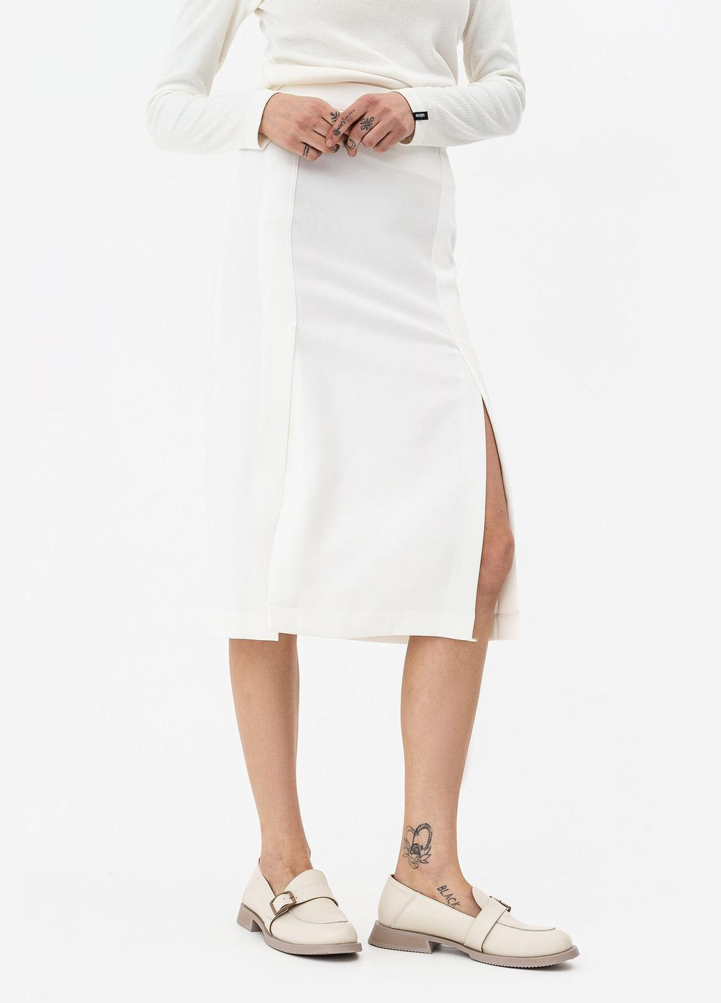 Белая кэжуал однотонная юбка Garne карандаш