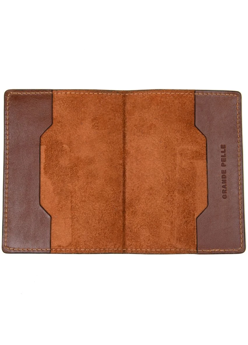 Обложка на паспорт из натуральной кожи GRANDE PELLE коричневая (sku_11485) No Brand (327819720)