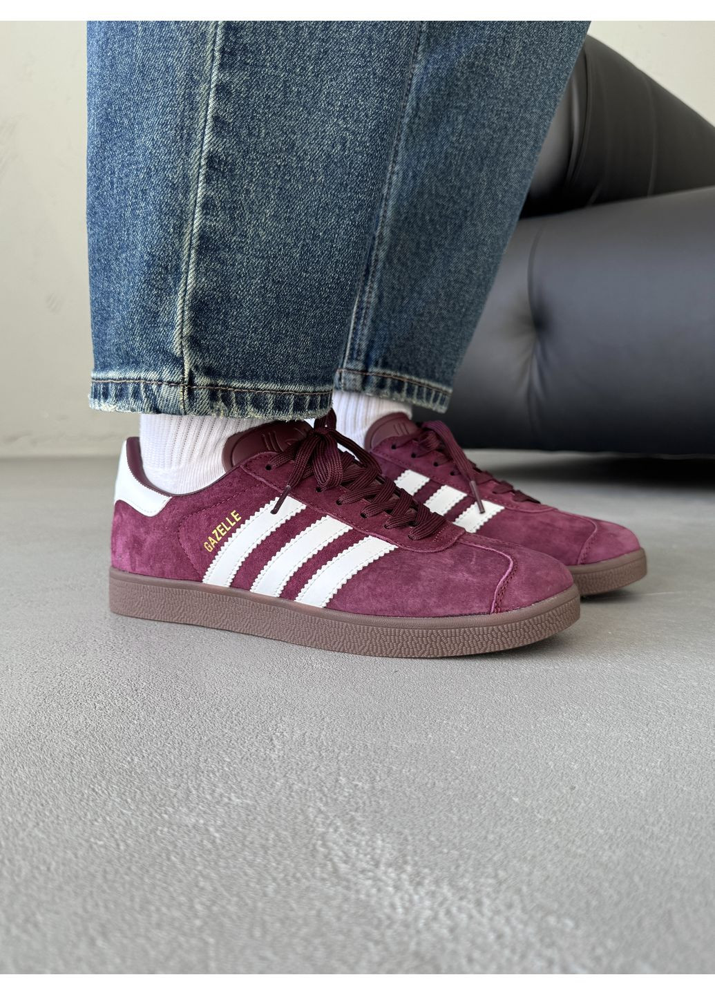 Бордовые демисезонные кроссовки мужские и женские adidas gazelle бордовые | адидас газель бордовые No Brand