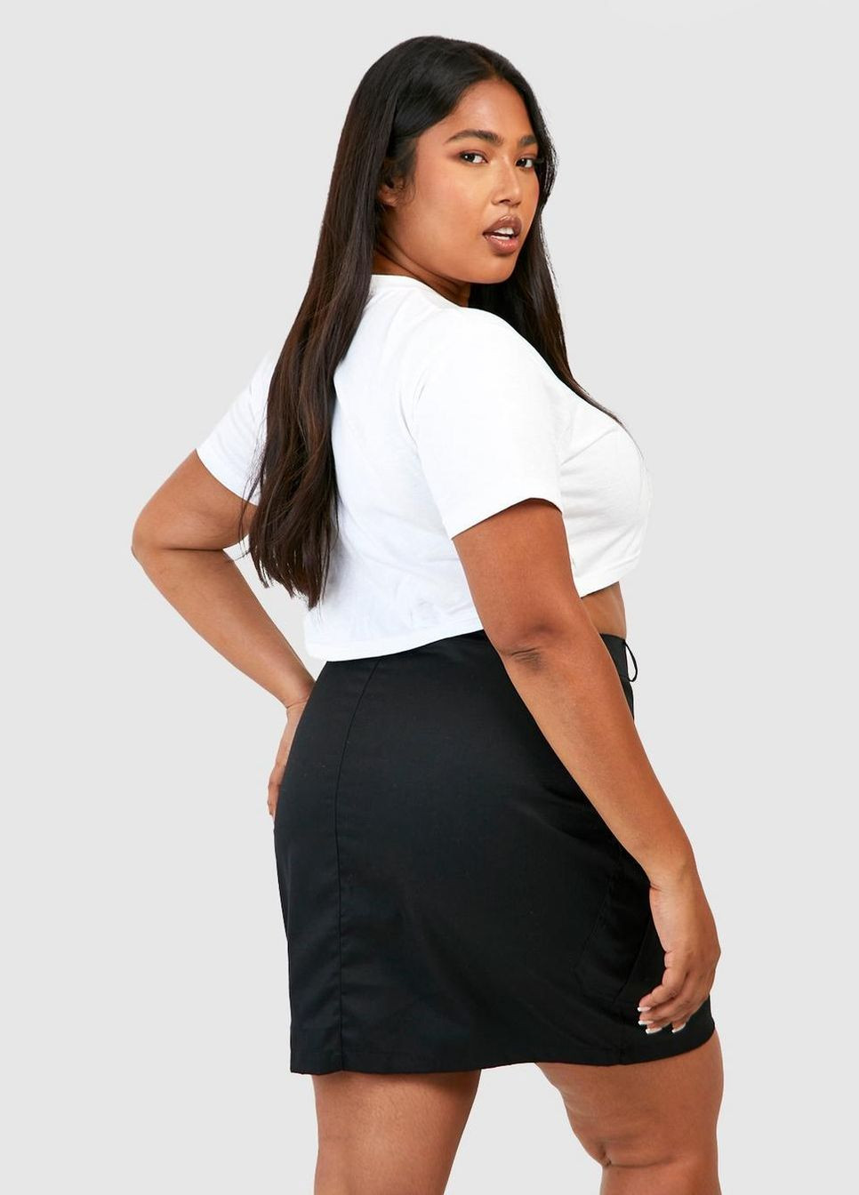 Черная повседневная однотонная юбка Boohoo