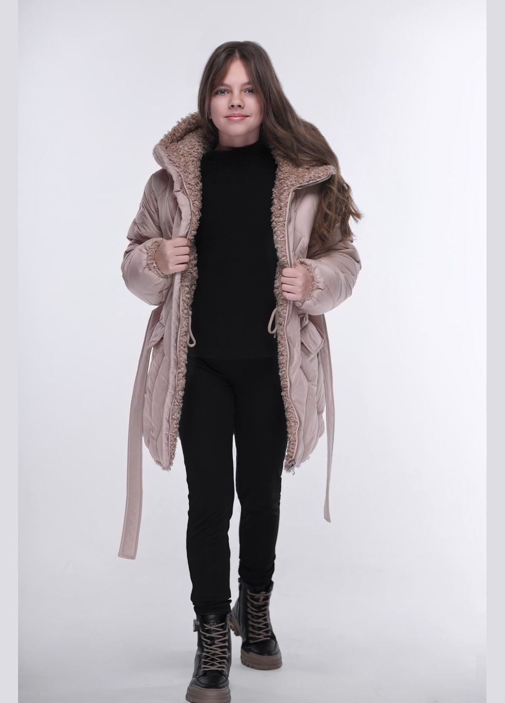 Бежевая зимняя пальто бежевый Cvetkov Амелия