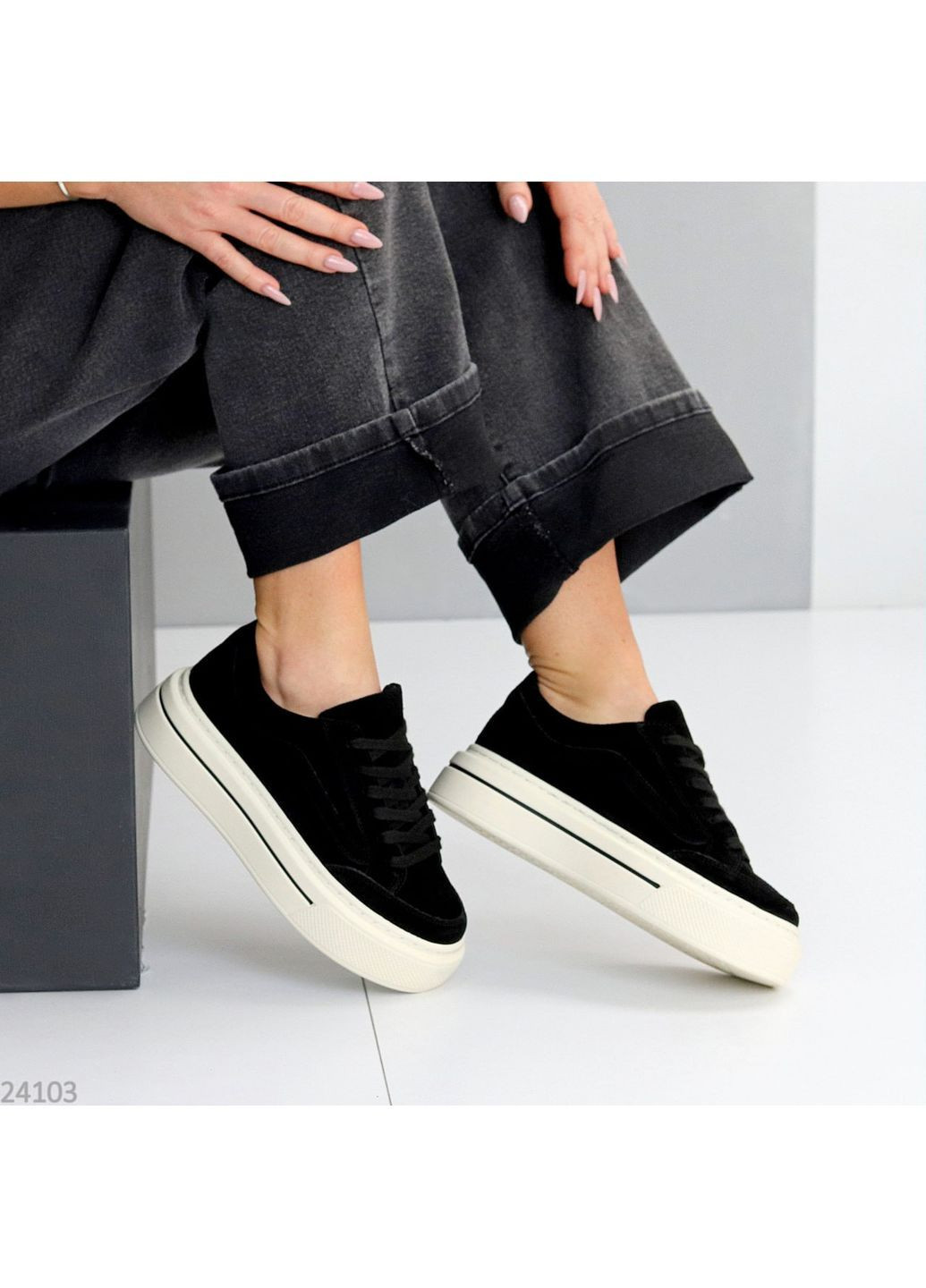 Чорні кеди жіночі з натуральної замші No Brand