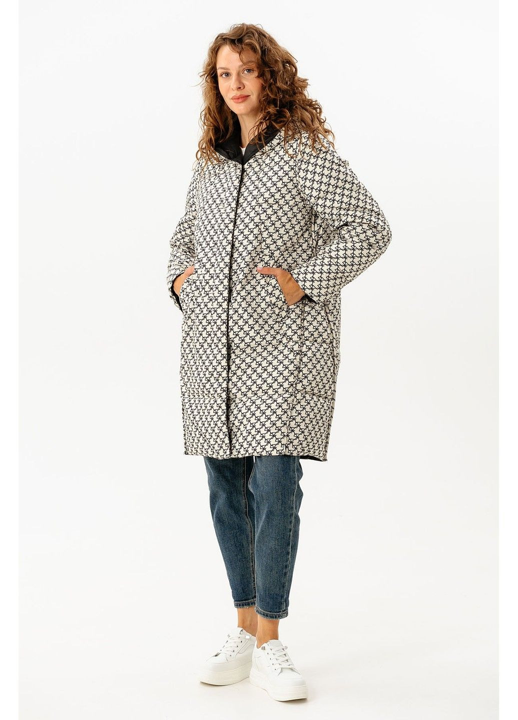 Чорна демісезонна пальто 21 - 18144 Vivilona