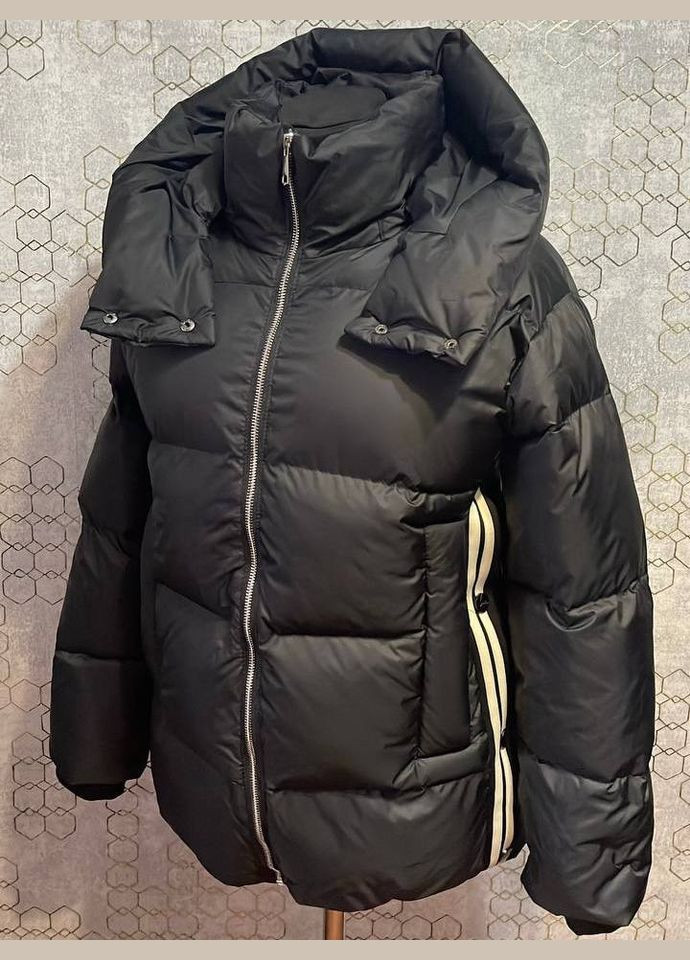 Чорна демісезонна жіноча весняна куртка SK