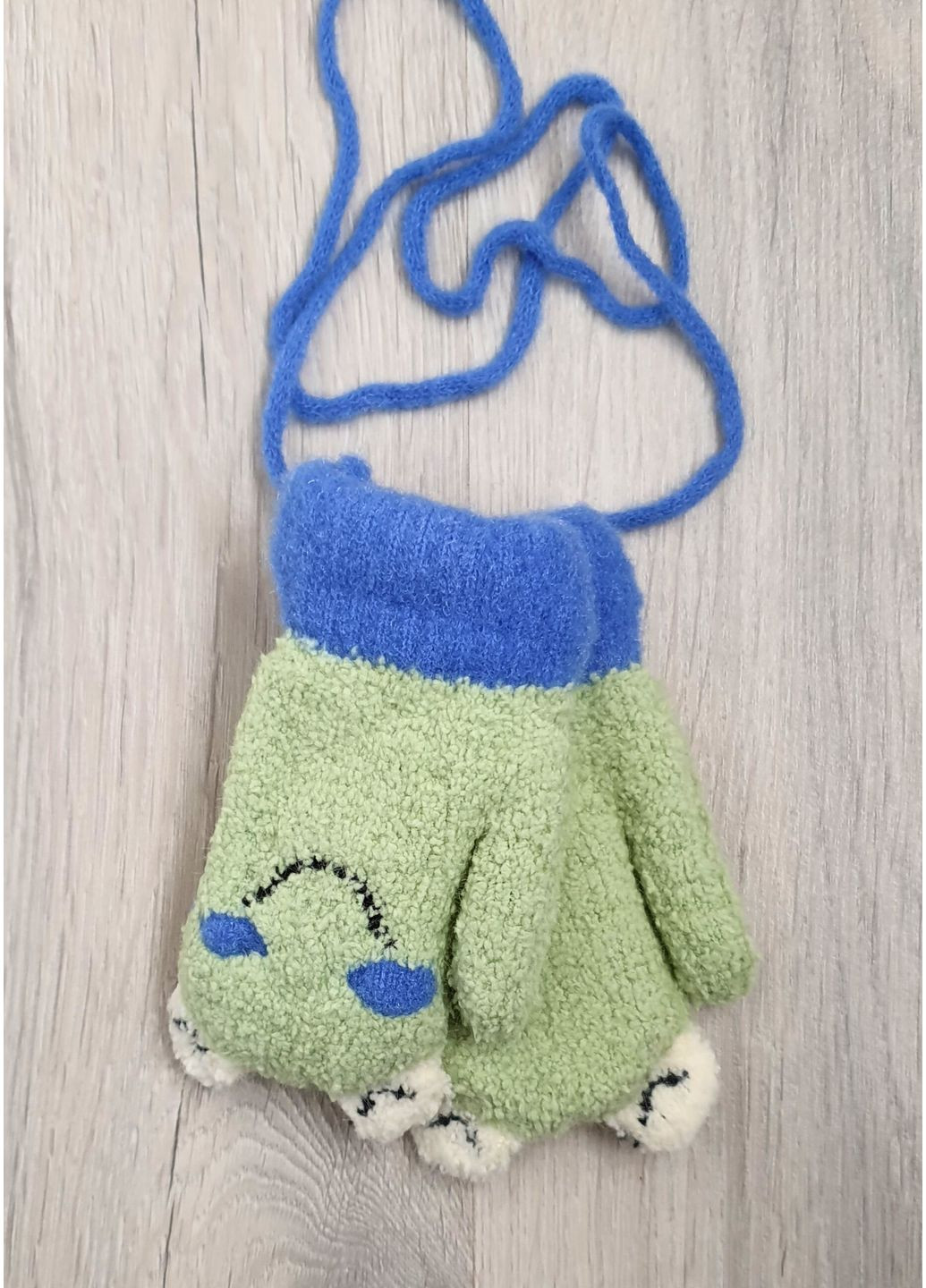 Зимние перчатки на меху для мальчиков и девочек 1-3 года No Brand (362452382)